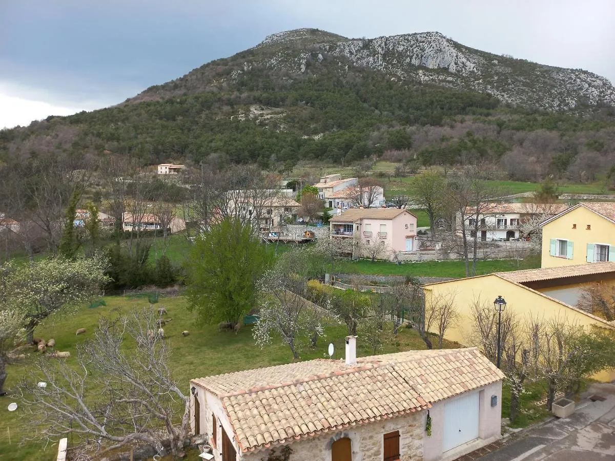 Séjour chez l'habitant Chambre Dans Maison De Caractere La Bastide